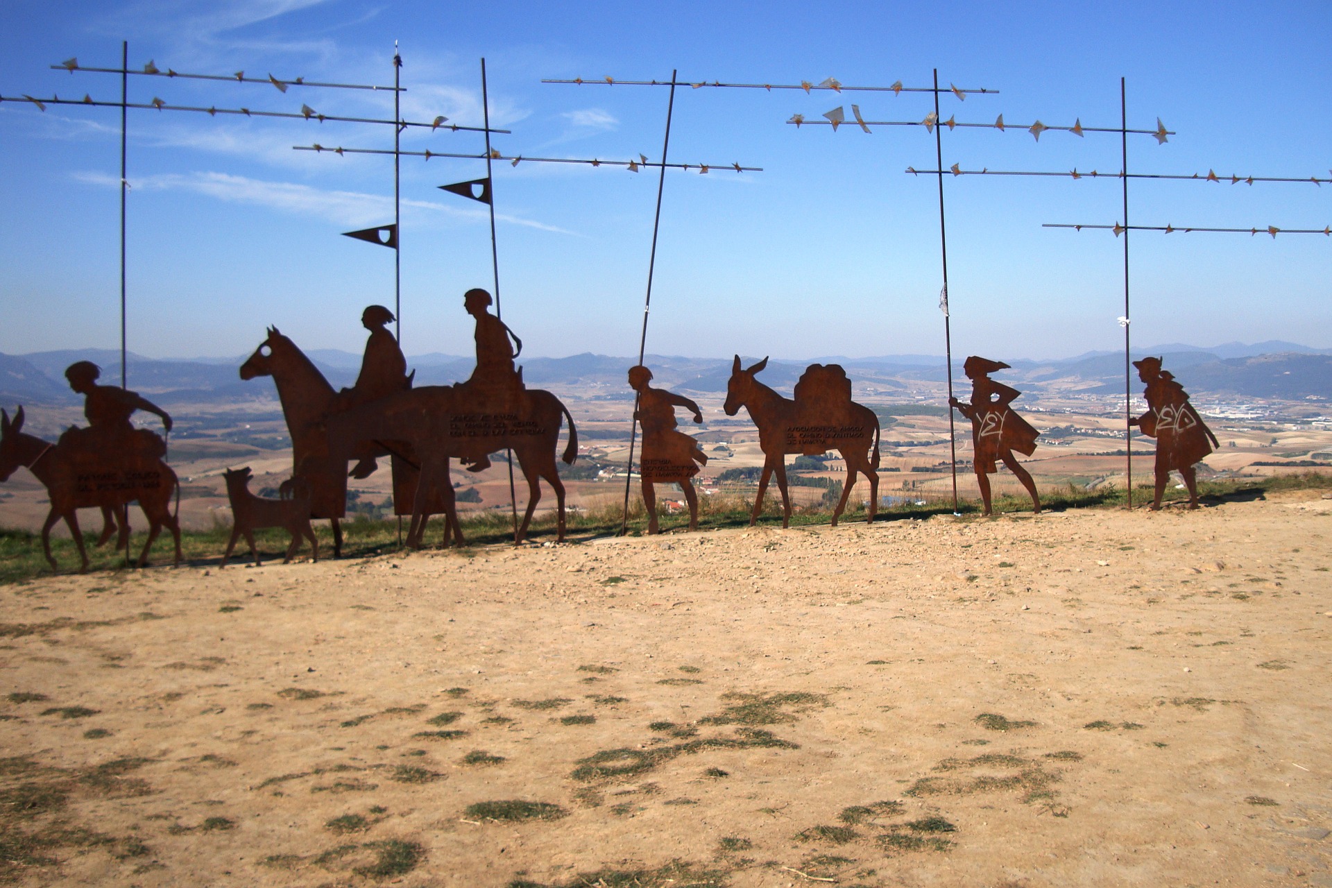 pilgrim statues